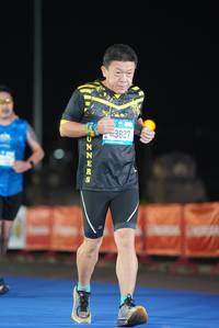 BIB: 43827
                            <button type="button" onclick="openModal(19764758)" class="btn btn-primary btn-sm float-right btn-popup" data-toggle="modal" data-target=".modal-high-quality">
                        <i class="fas fa-shopping-cart"></i> Add to Cart
                    </button>
                                            <button type="button" onclick="isThisMe(19764758, true)" class="btn btn-success btn-sm float-right btn-popup btn-isme hidden" data-toggle="tooltip" data-placement="bottom" title="นี่คือรูปของคุณใช่ไหม คลิกที่นี่เพื่อเอาเข้าอัลบั้ม">
                        <i class="fas fa-plus"></i> Add to album
                    </button>
                    <button type="button" onclick="isThisMe(19764758, false)" class="btn btn-warning btn-sm float-right btn-popup btn-isnotme hidden">
                        <i class="fas fa-ban"></i> Remove from album
                    </button>